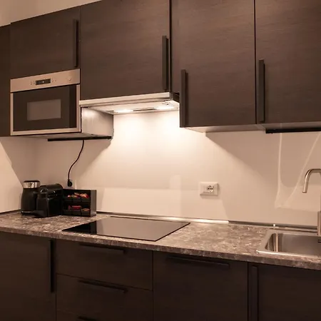 Palazzo Delle Guglie By Postcardsfrom 4* ורונה