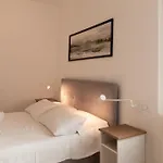 Palazzo Delle Guglie By Postcardsfrom 4* Verona