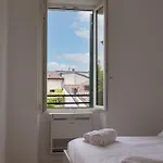 Palazzo Delle Guglie By Postcardsfrom 4* Verona