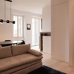 Palazzo Delle Guglie By Postcardsfrom Aparthotel 4*