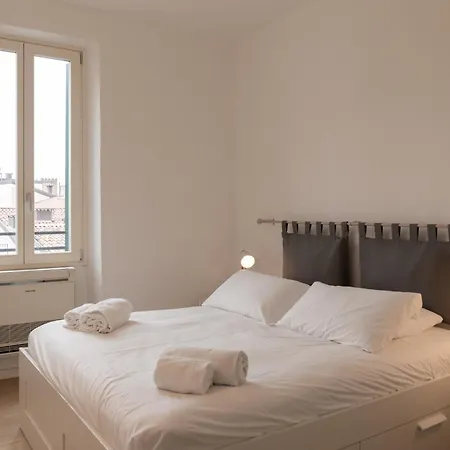 Hotel apartamentowy Palazzo Delle Guglie By Postcardsfrom 4*