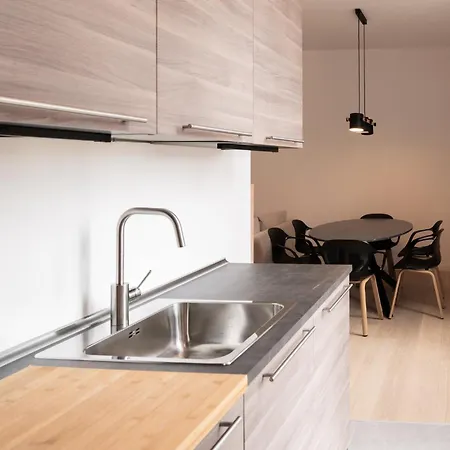 Hotel apartamentowy Palazzo Delle Guglie By Postcardsfrom 4*
