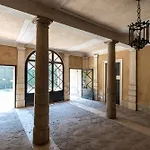 Appart hôtel Palazzo Delle Guglie By Postcardsfrom 4*