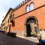 Palazzo Delle Guglie By Postcardsfrom Appart hôtel 4*