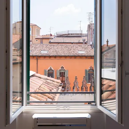 Palazzo Delle Guglie By Postcardsfrom * Verona