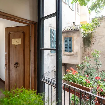 Palazzo Delle Guglie By Postcardsfrom Aparthotel Verona