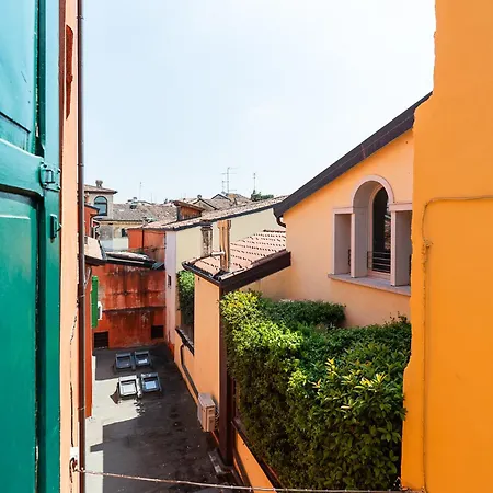 Aparthotel Palazzo Delle Guglie By Postcardsfrom